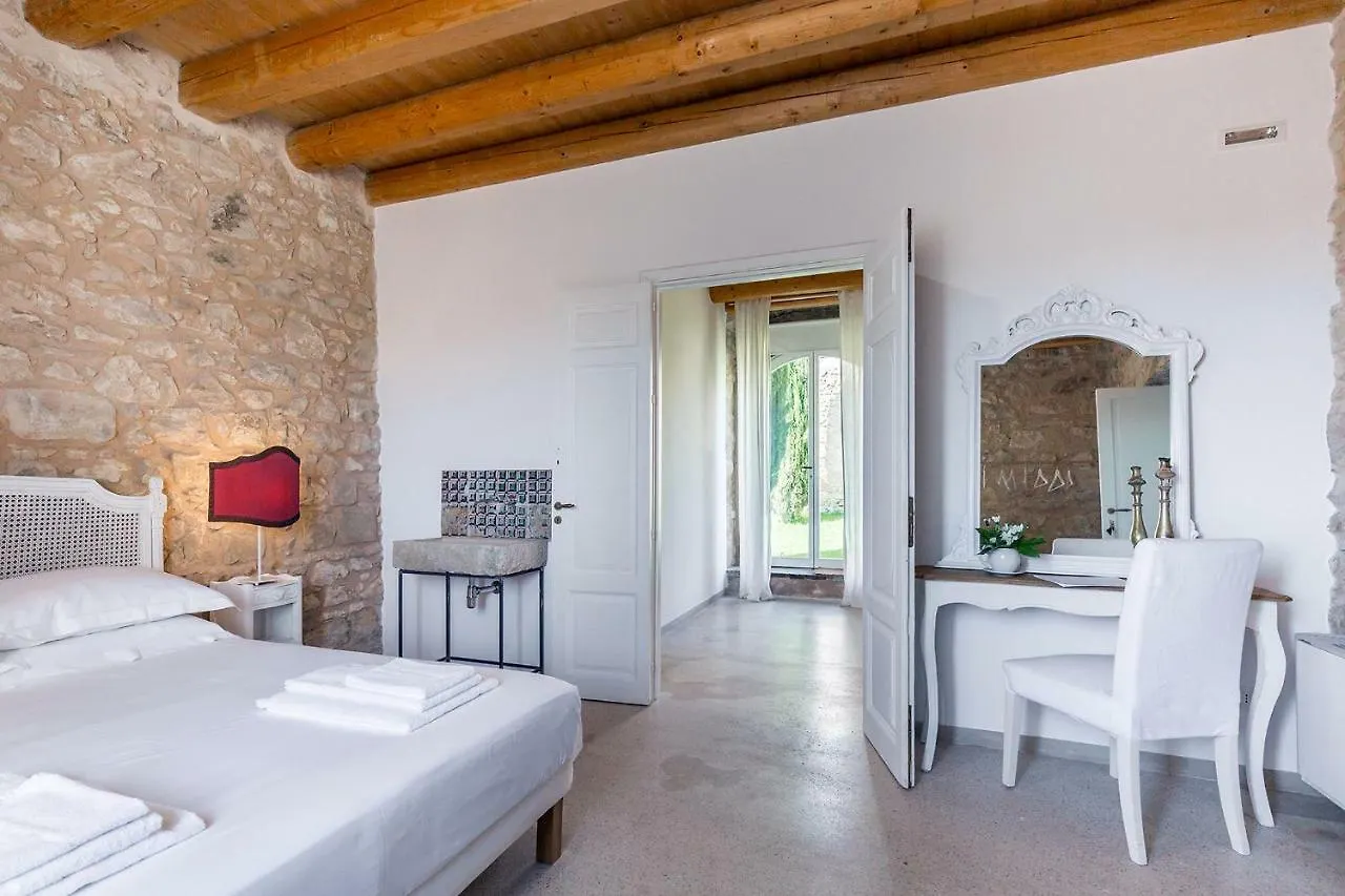 Vakantieboerderij Baglio Occhipinti Villa Vittoria Italië